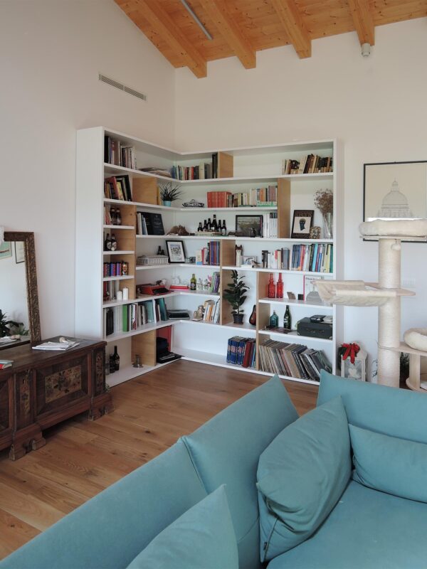 Libreria 13 - immagine 3