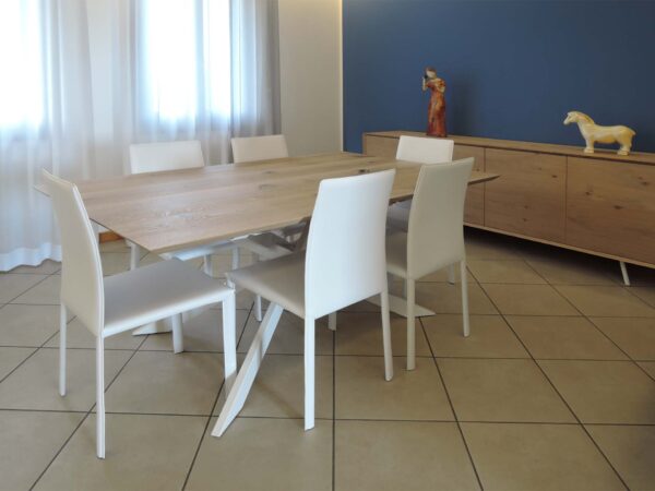 Tavolo 02